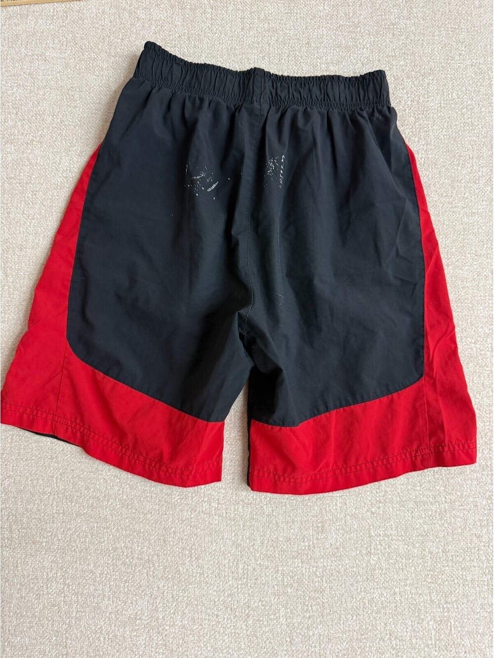 Nike Mens Small Black Red Dri-FIT Athletic Basketball Shorts White Stains Flaw - Picture 2 of 7